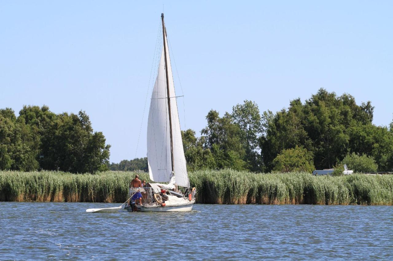Mit Meerblick Und Balkon, Gratis Nutzung Vom Ahoi Erlebnisbad Und Sauna In Sellin - Meeresblick Fewo 17 Goehren  Exterior foto
